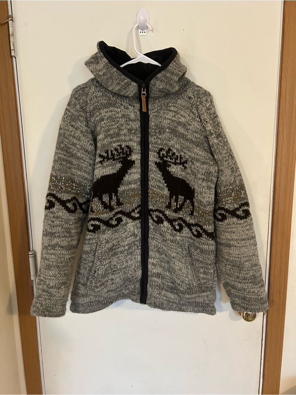 Kyber Outerwear Full Zip 100% Wool
Sweater Nepal Alpine
Nordic Style
